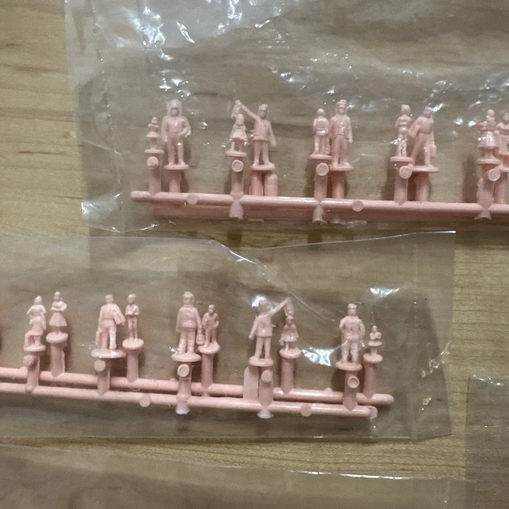 Vtg Lot Of Ho Scale Train Accessories. Crossings Trees People Power Poles